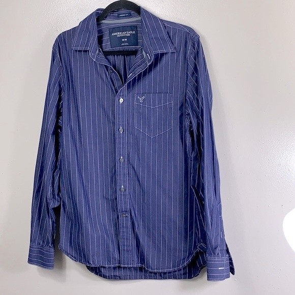 American Eagle Button Down Vintage Fit Top Blue & White Size: M - Picture 2 of 4